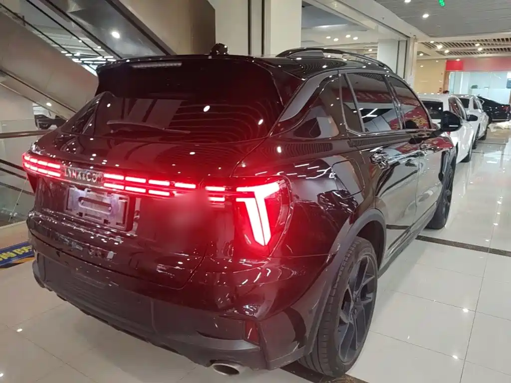 Lynk & Co 01 — миниатюра 7