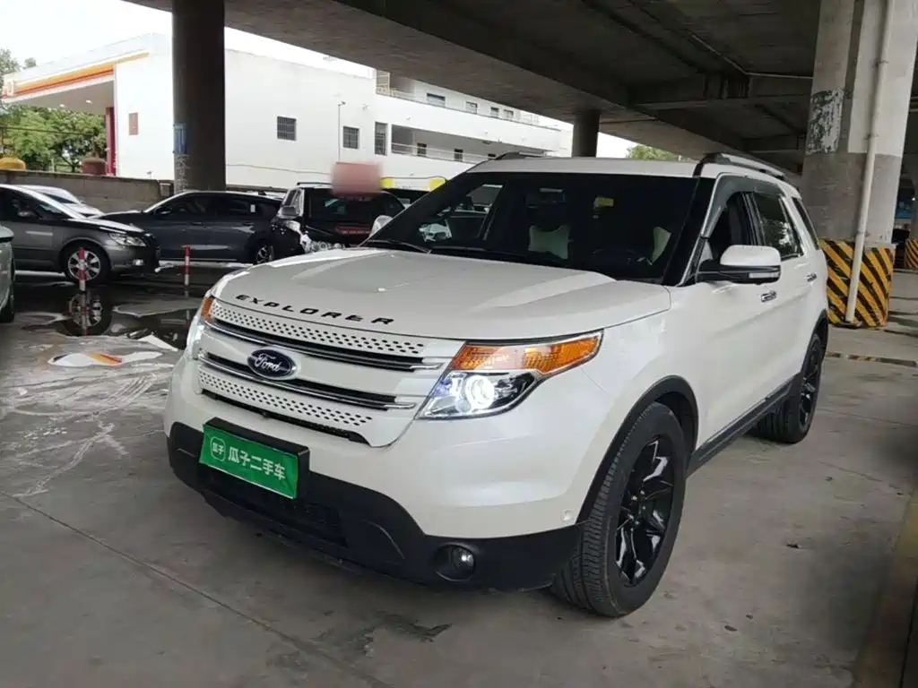 Ford Explorer (Import) — миниатюра 2
