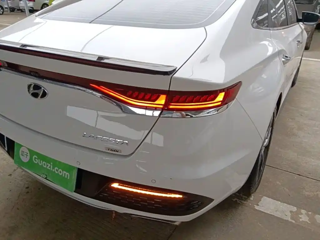 Hyundai Fista — миниатюра 8