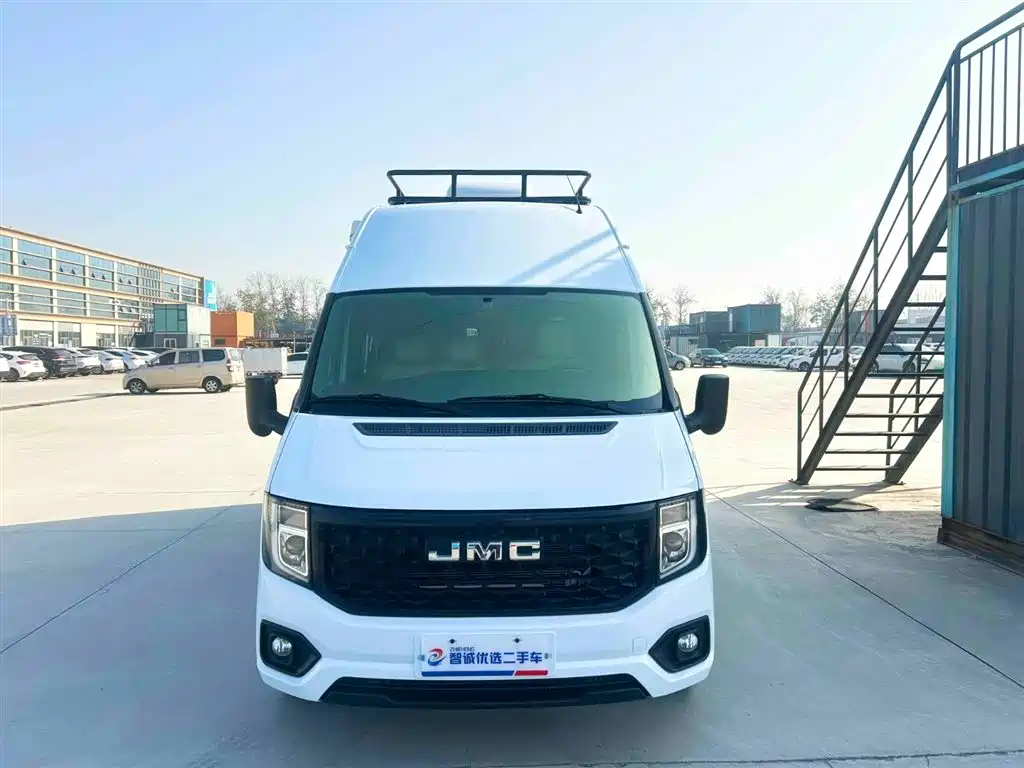 JMC JMC Fushun 2023 2.0T AT 6 мест