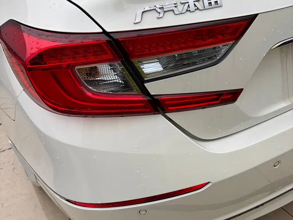 Honda Accord — миниатюра 15
