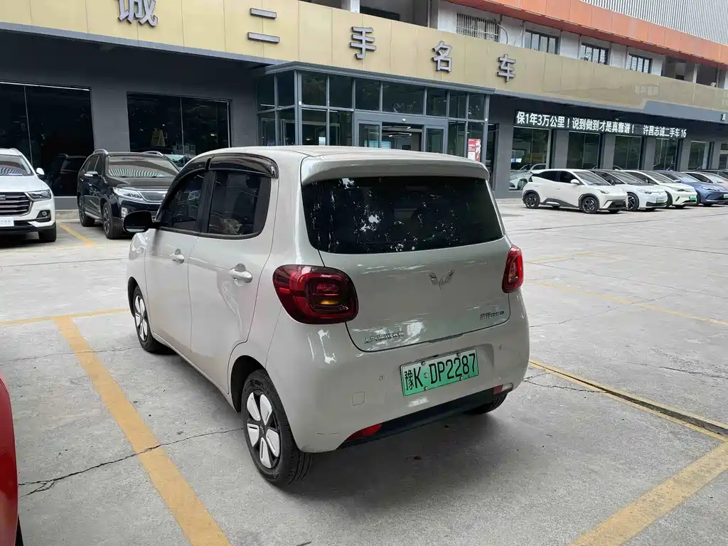 Wuling MINIEV — миниатюра 6