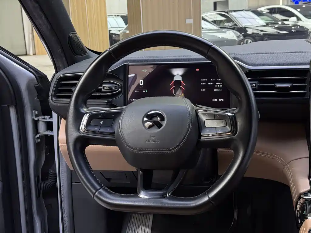 NIO ES6 — миниатюра 12