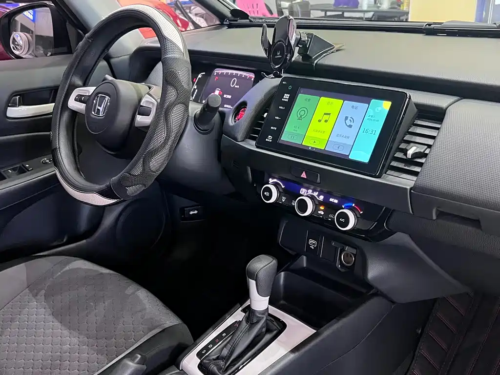 Honda Fit — миниатюра 12