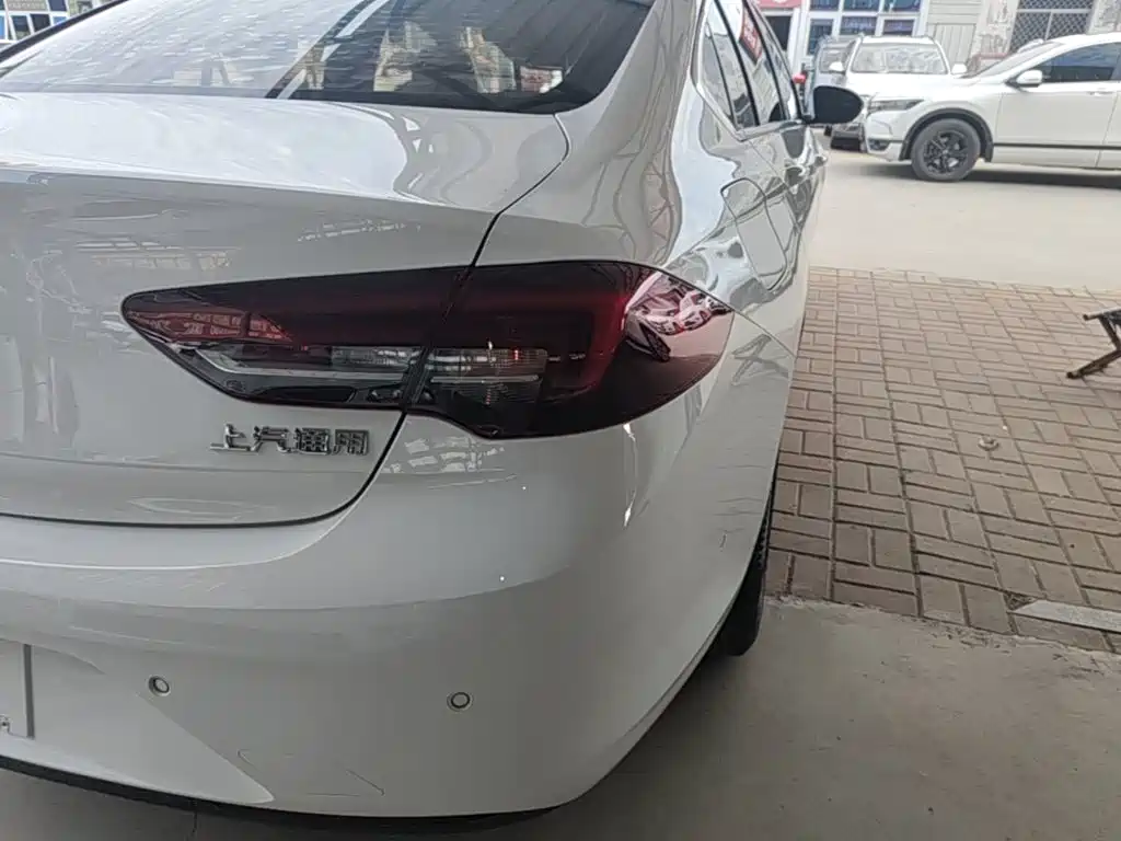Buick Regal — миниатюра 8