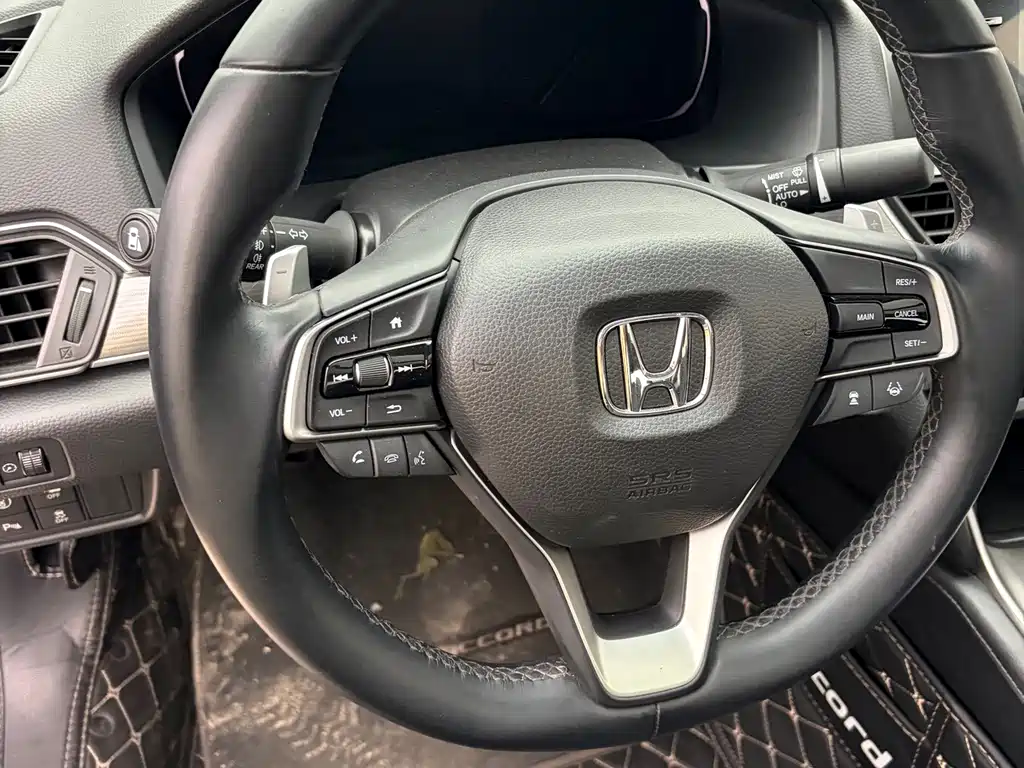 Honda Accord — миниатюра 8