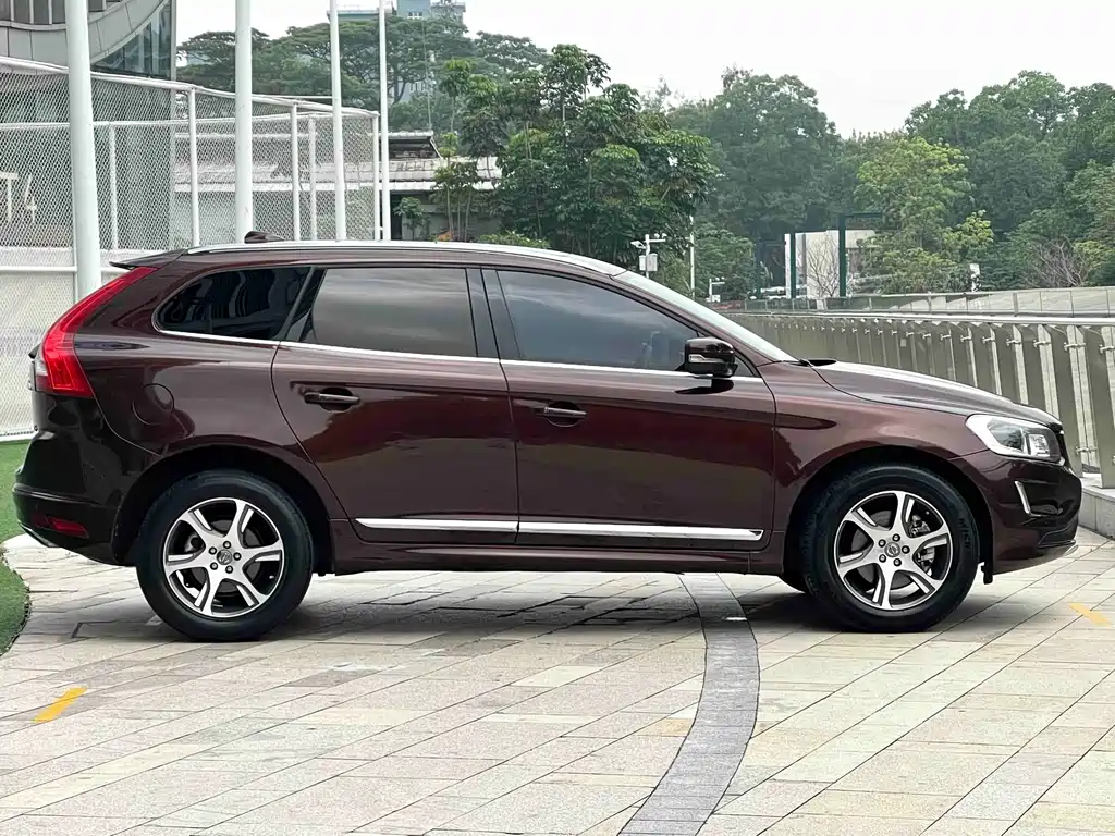 Volvo XC60 (Import) — миниатюра 5