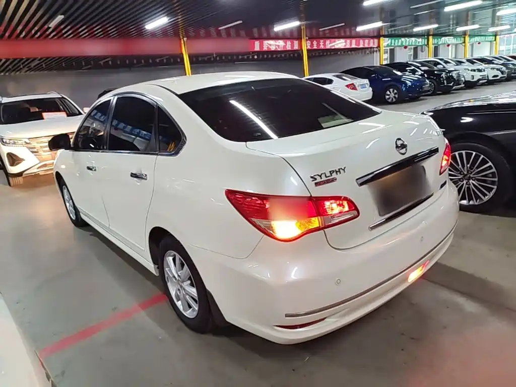 Nissan Sylphy — миниатюра 5