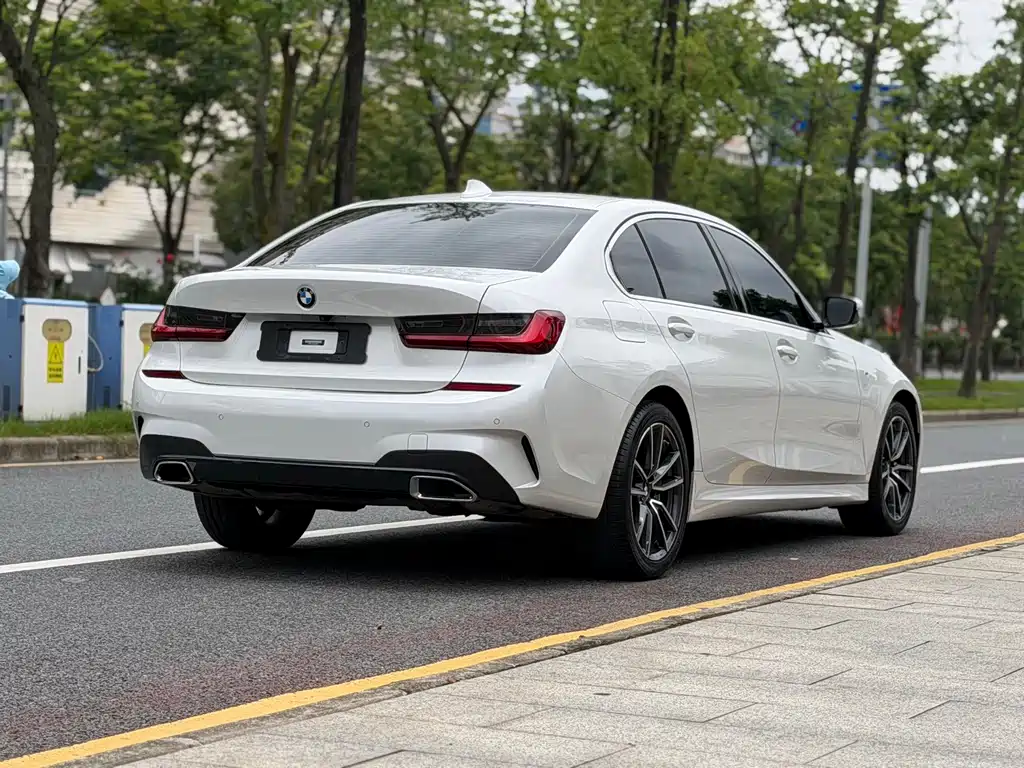 BMW 3 Series 3 2022 320Li M Sport