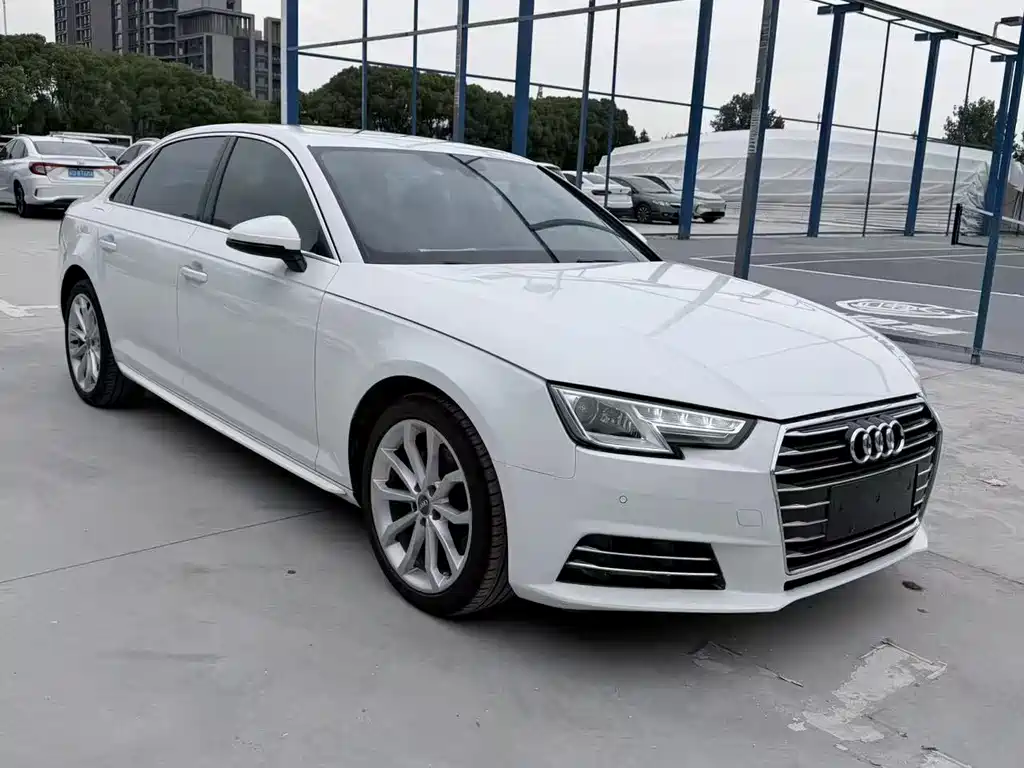 Audi A4L 2018 30 40 TFSI Fashion