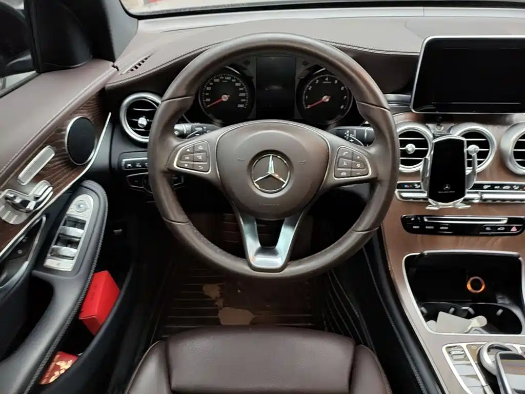 Mercedes-Benz GLC — миниатюра 11