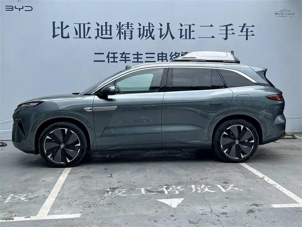BYD TANG L