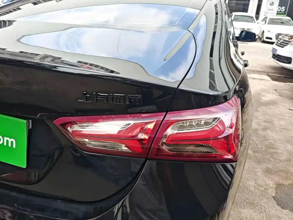 Chevrolet Malibu XL — миниатюра 8