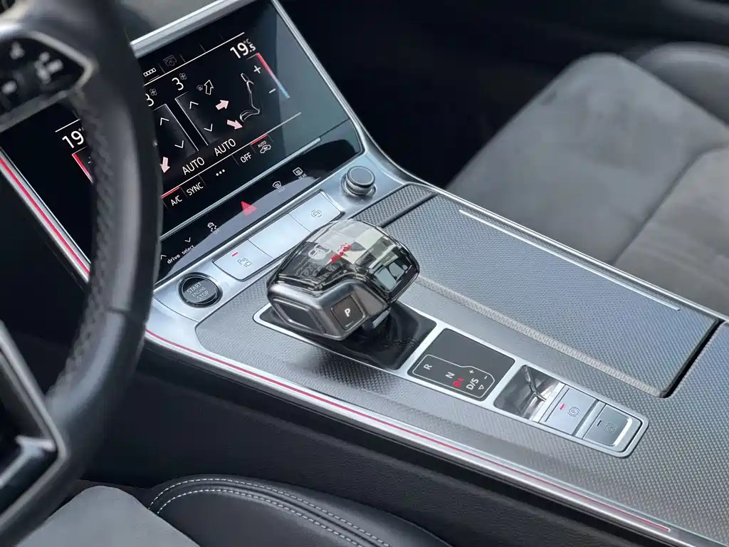 Audi A6L — миниатюра 11
