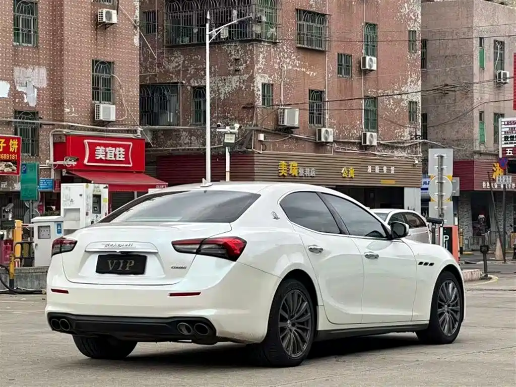 Maserati Ghibli 2022 2.0T GT