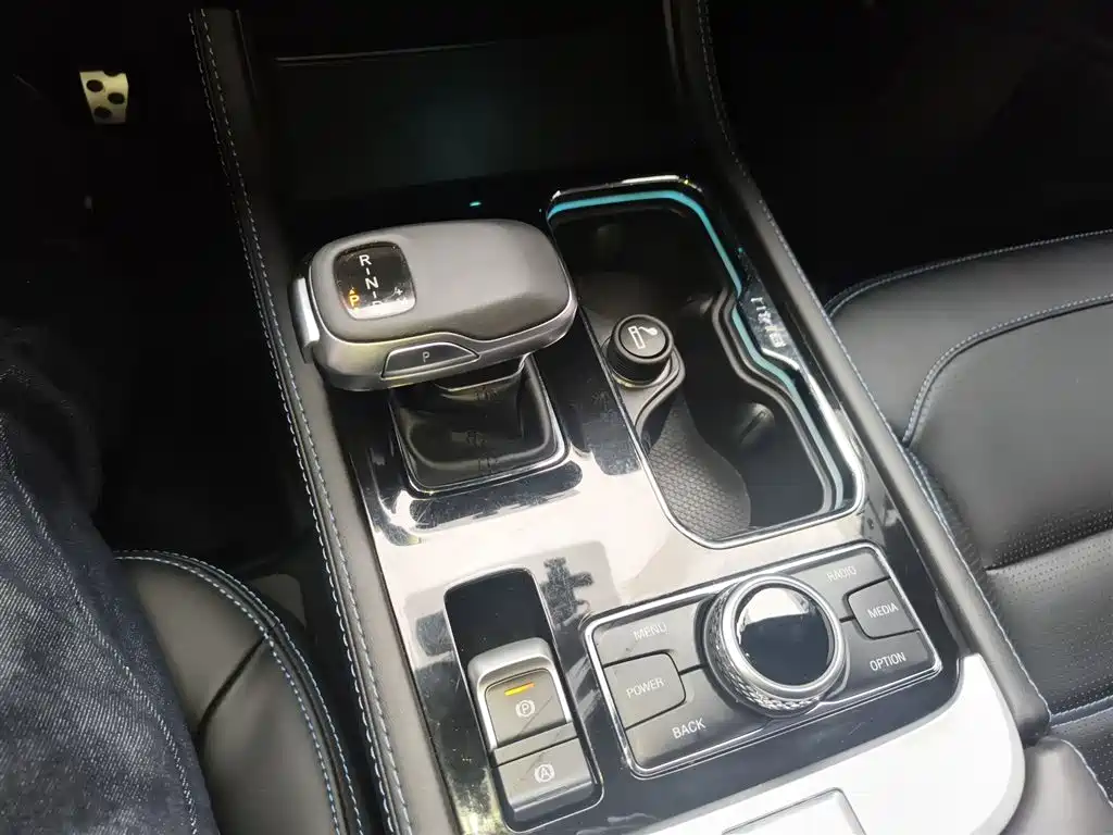 BAIC BJ40 2024 2.0T