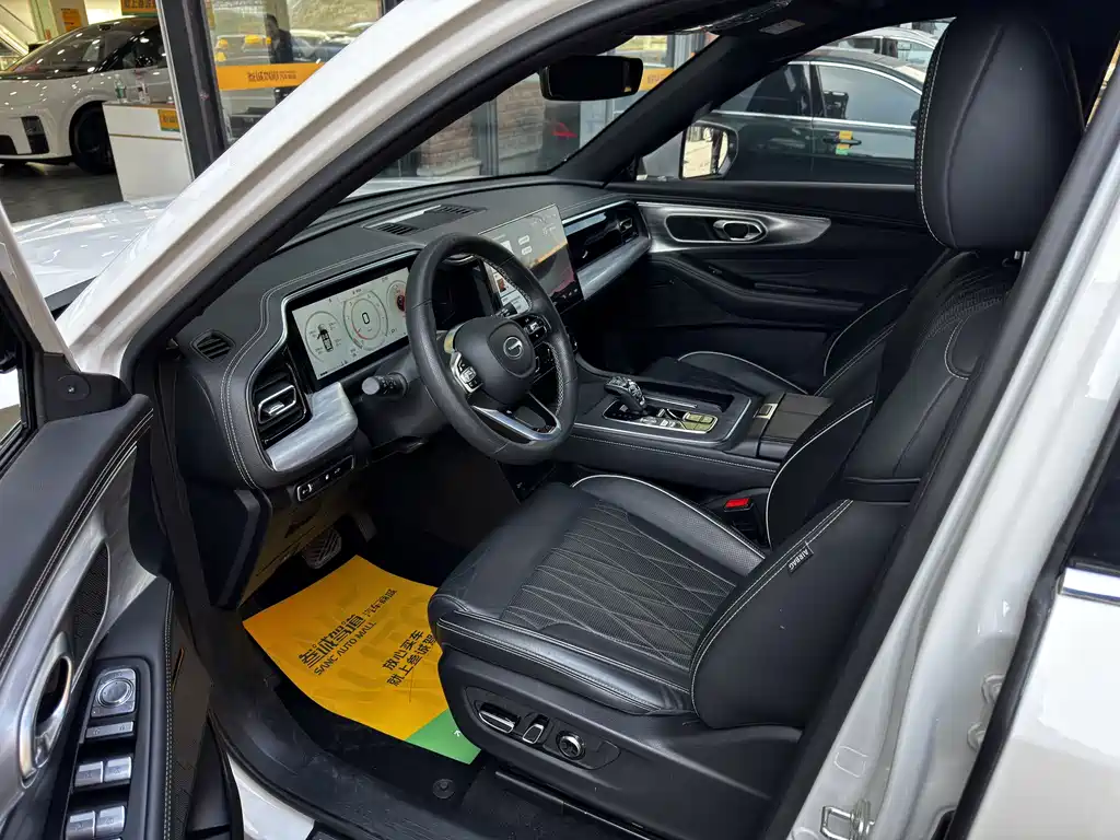 GAC GS8 2024 2.0TGDI Luxury Smart Connect 7 мест