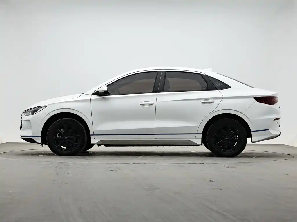 BYD e3 — миниатюра 5