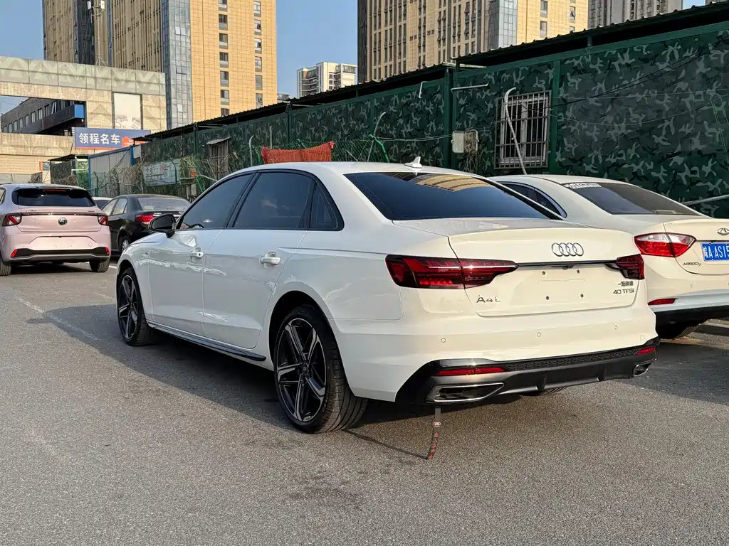 Audi A4L — миниатюра 12