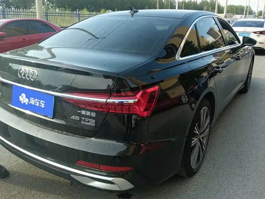 Audi A6L 2026 3.0T quattro Flagship