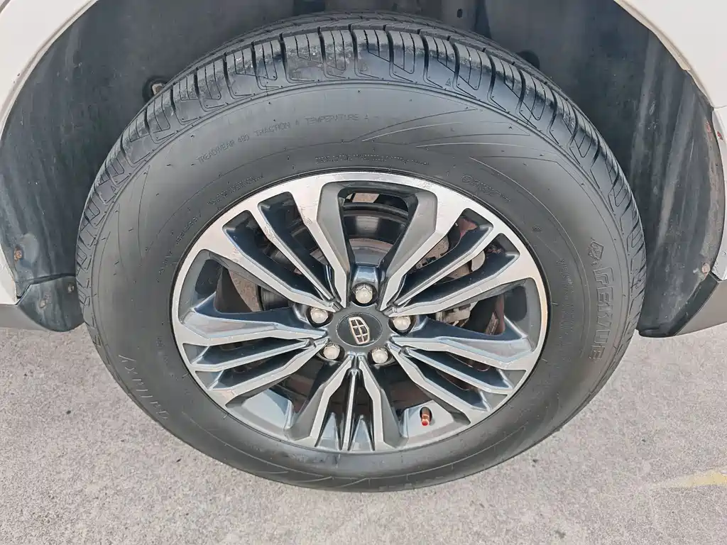 GEELY AUTOMOBILE VISION X6