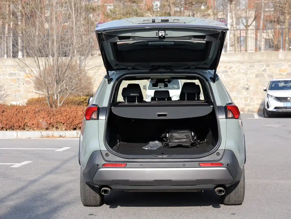 TOYOTA RAV4 RONGFANG