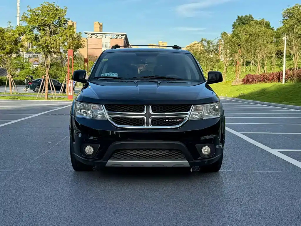 Dodge Journey — миниатюра 2