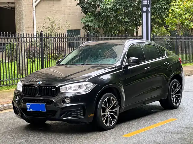 BMW  X6 2016