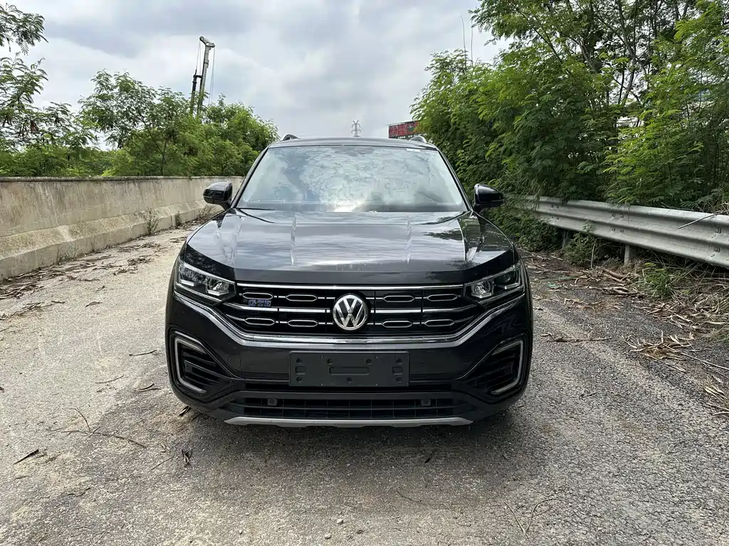 Volkswagen Tayron GTE - фото 2