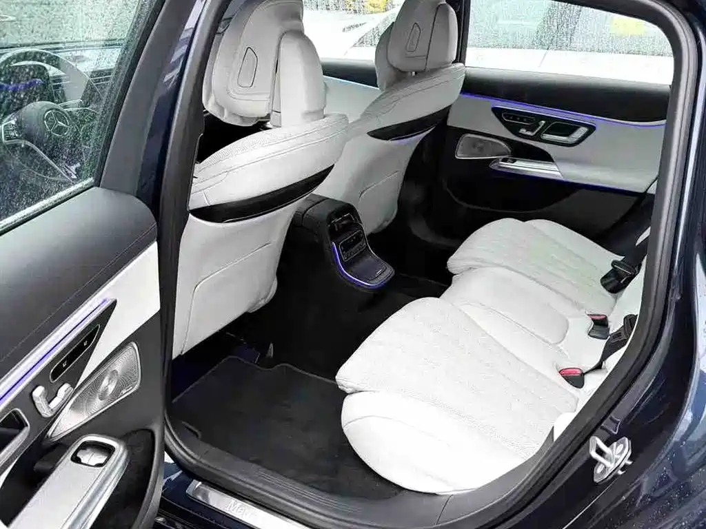 Mercedes-Benz E-Class E 2024 E 300 L Luxury