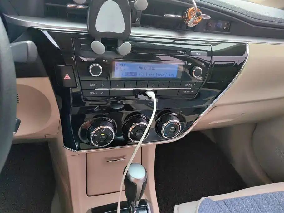 Toyota Corolla — миниатюра 13
