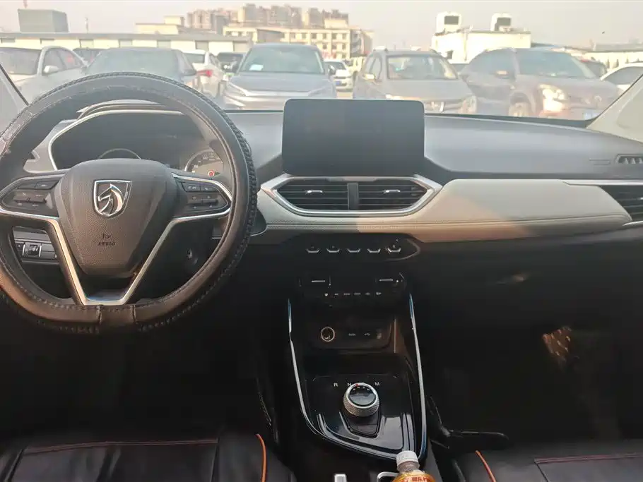 BAOJUN 530