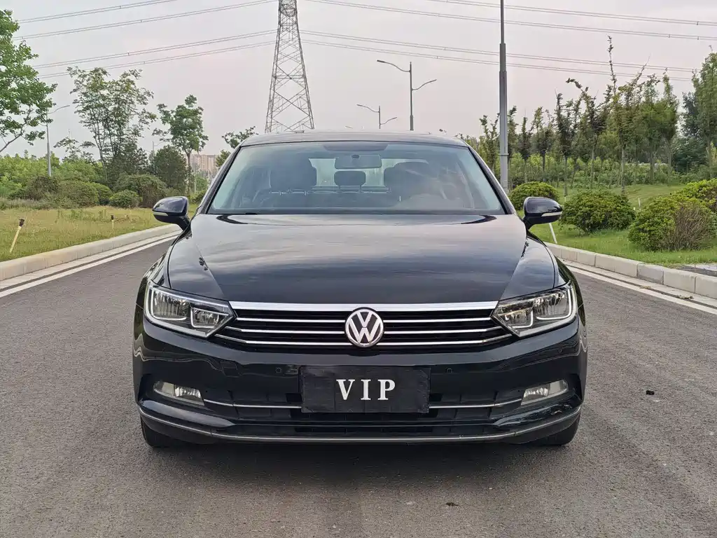 Volkswagen Magotan 2017 280TSI DSG Lead