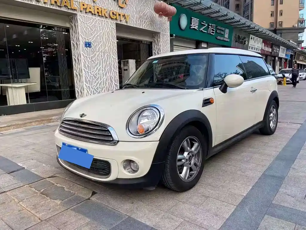 Mini Mini Clubman 2012