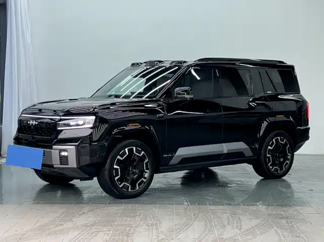 FANG CHENG BAO LEOPARD 8 2024