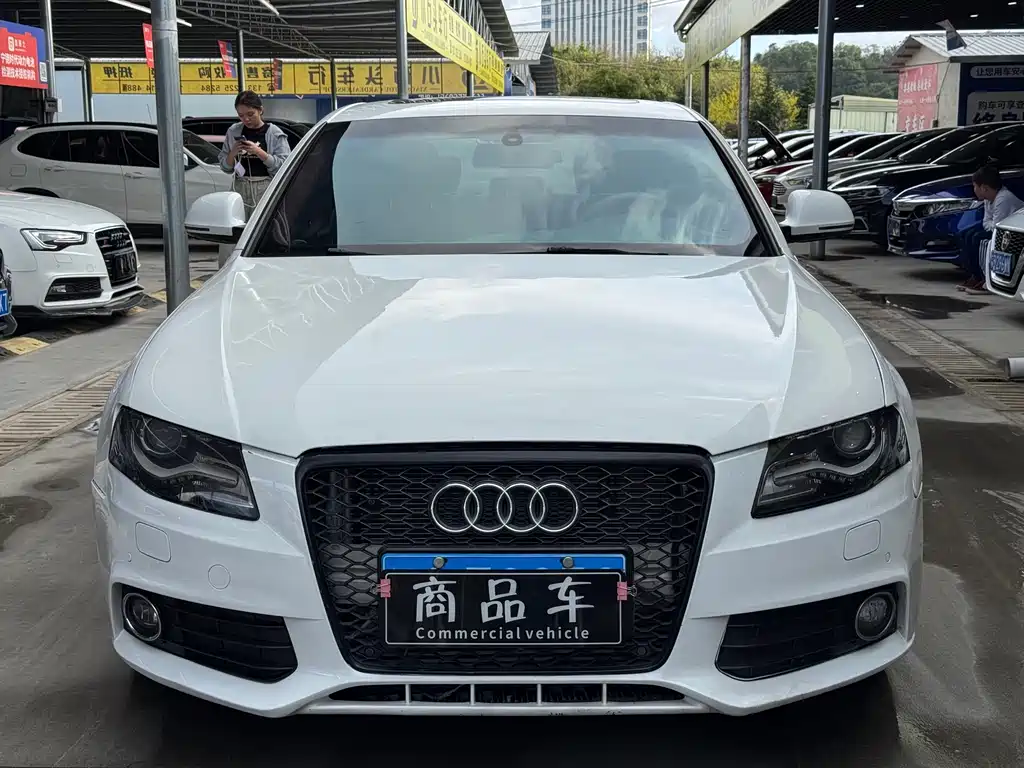 Audi A4L 2012 2.0 TFSI AT