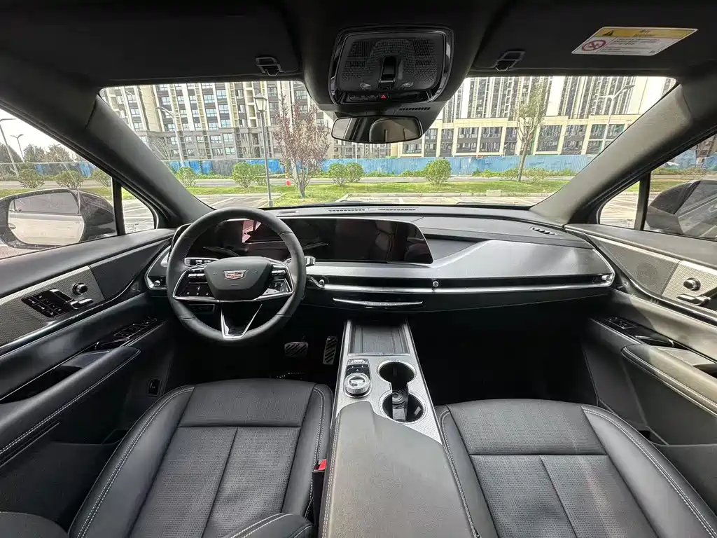 Cadillac XT5 2025 2.0T Luxury