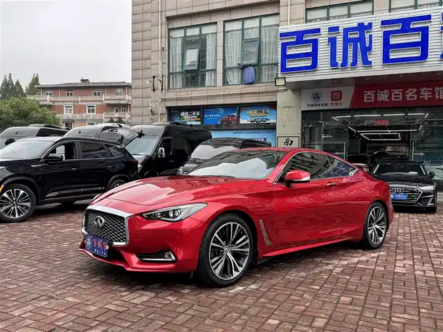 INFINITI Q60 2018