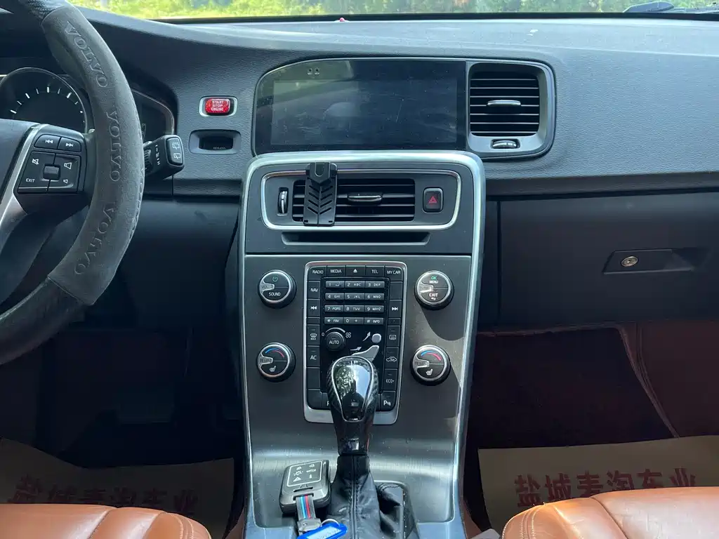 Volvo V60 Facelift T5 Smart Elegant Edition, фото 14