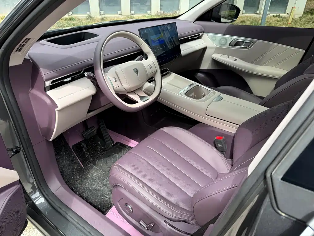 Changan Deepal DARK BLUE S07