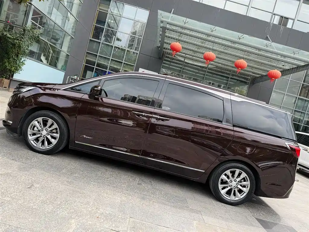 Buick GL8 2021 Avenir мест