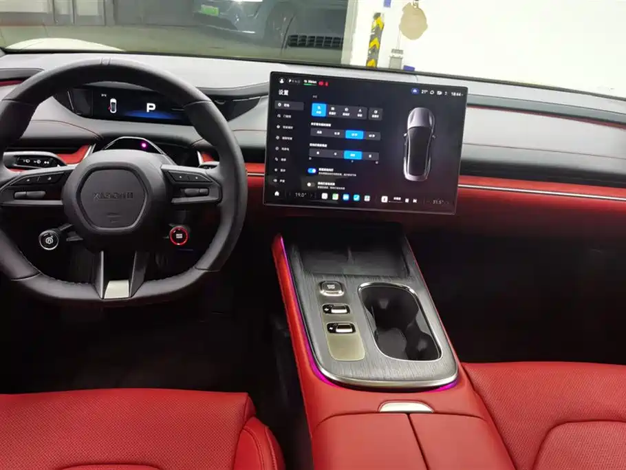 XIAOMI CAR XIAOMI SU7