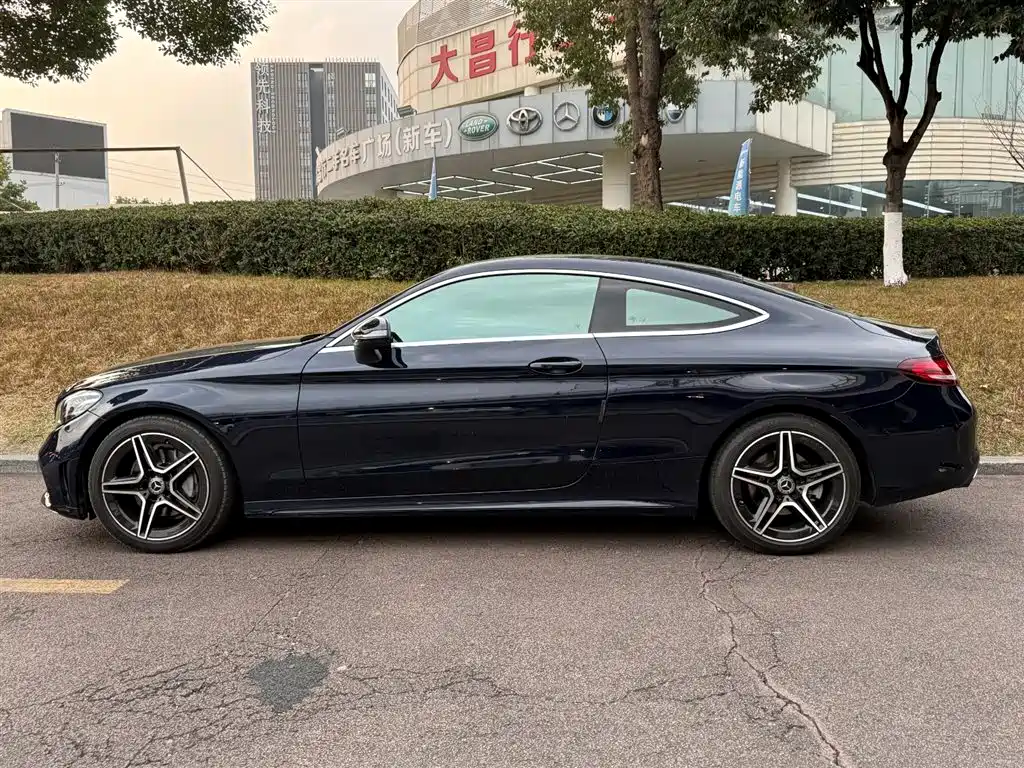 MERCEDES-BENZ C CLASS