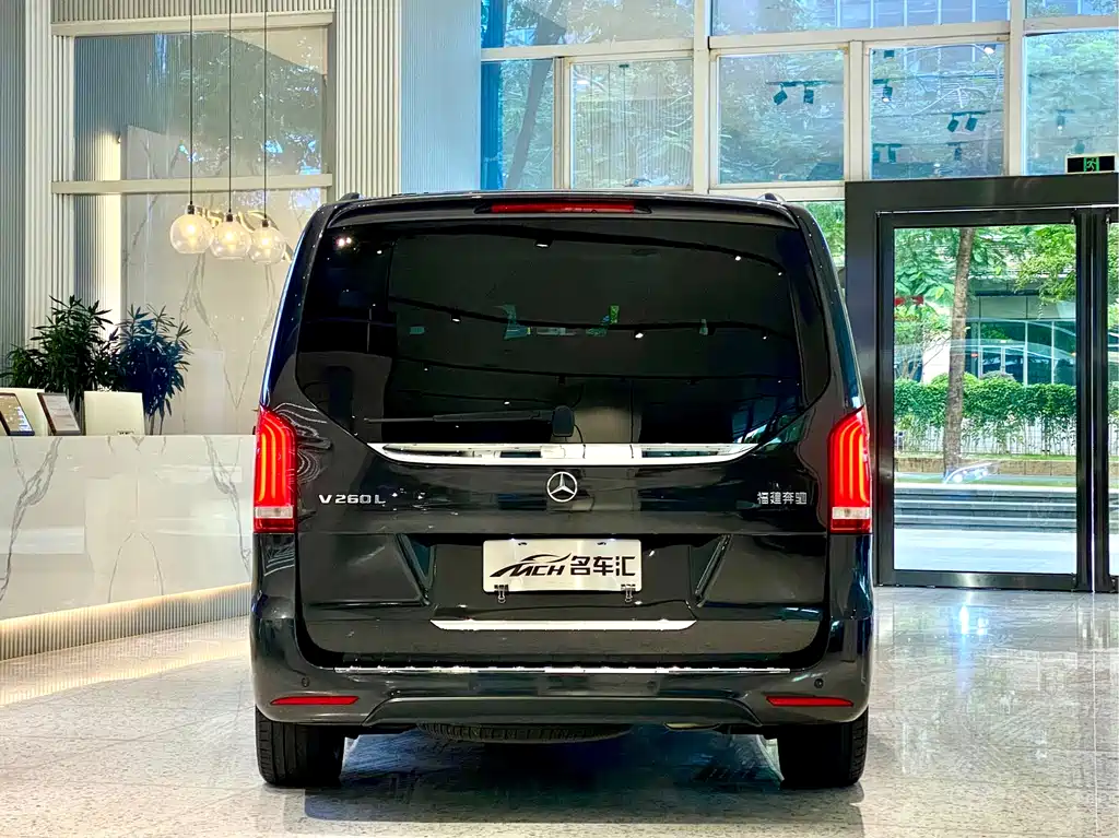 MERCEDES-BENZ V CLASS