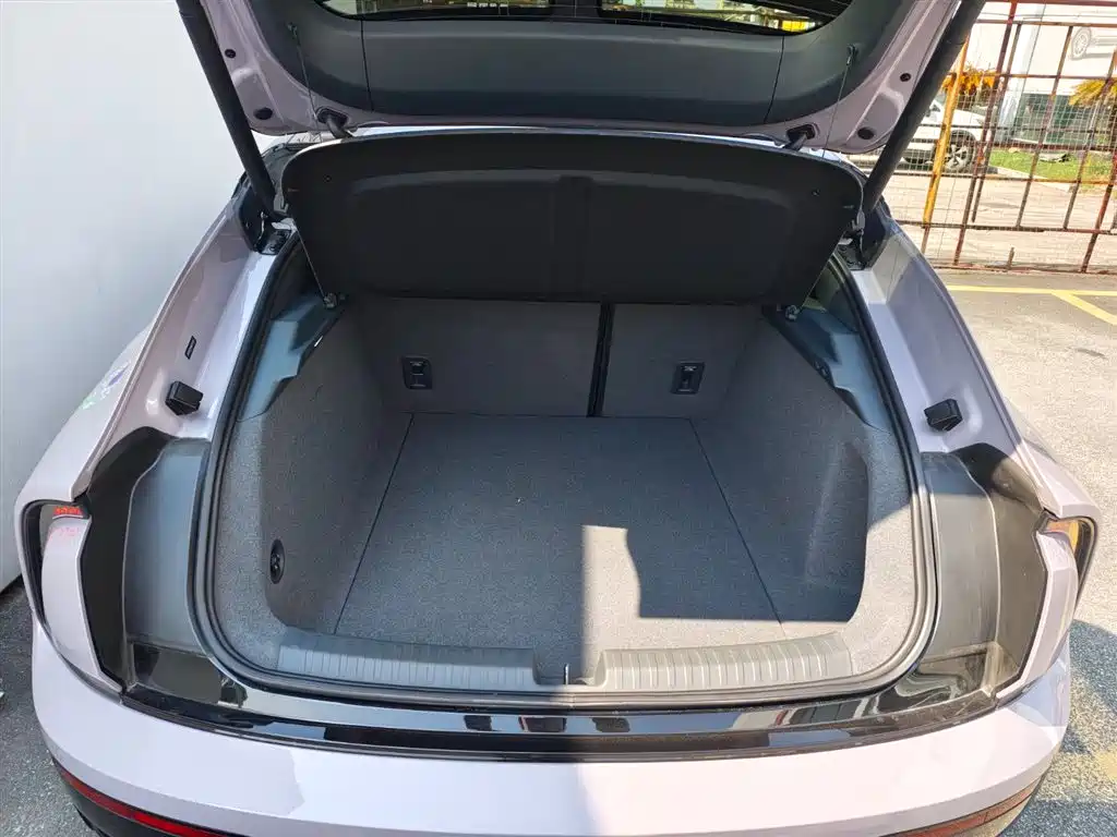 Audi E5 Sportback — миниатюра 10