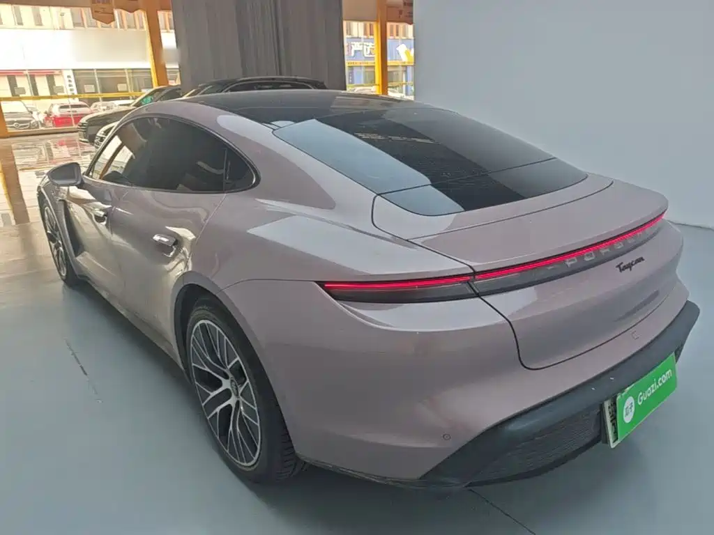 Porsche Taycan 2020 Taycan