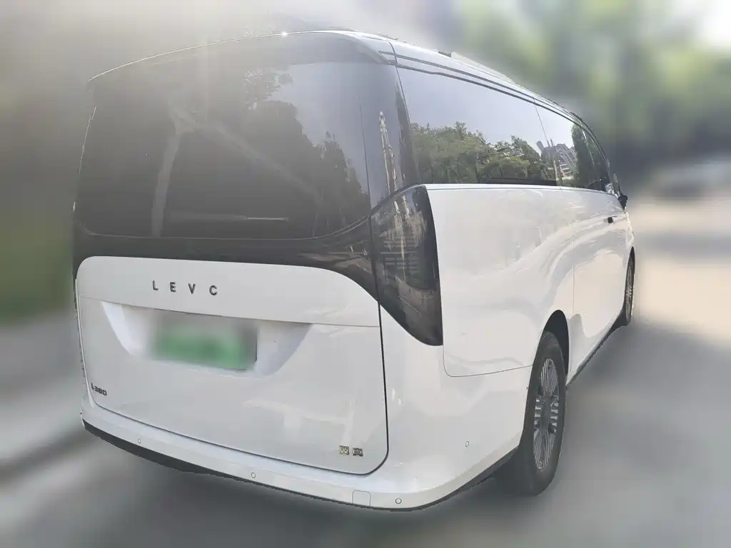 Geely Galaxy L380 2024 140 8 мест Max