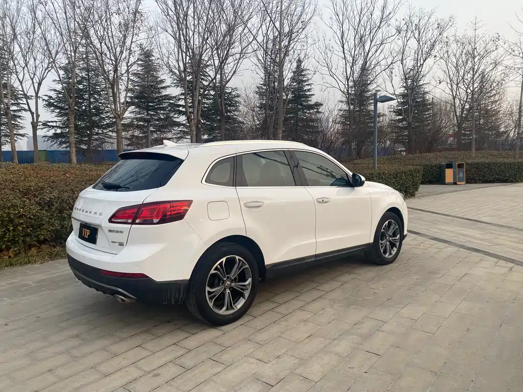 BORGWARD BAOWO BX7