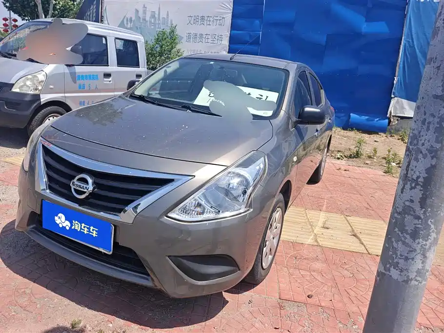 Nissan Sunny 2016