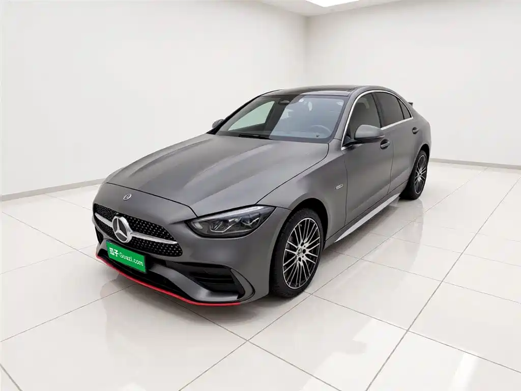Mercedes-Benz C-Class 2024